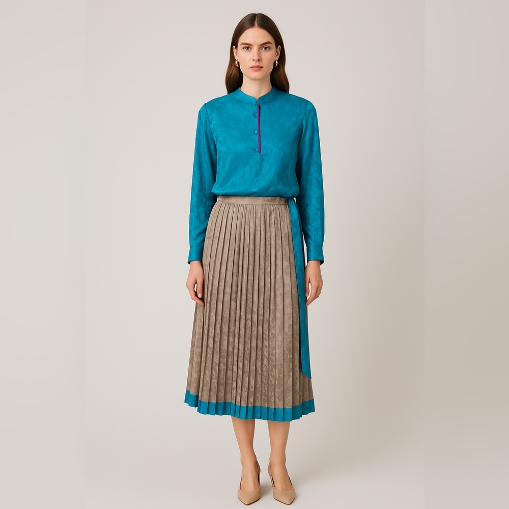 Soo Yung Lee Neiman Marcus Vintage Silk blouse & pleated skirt set size 6